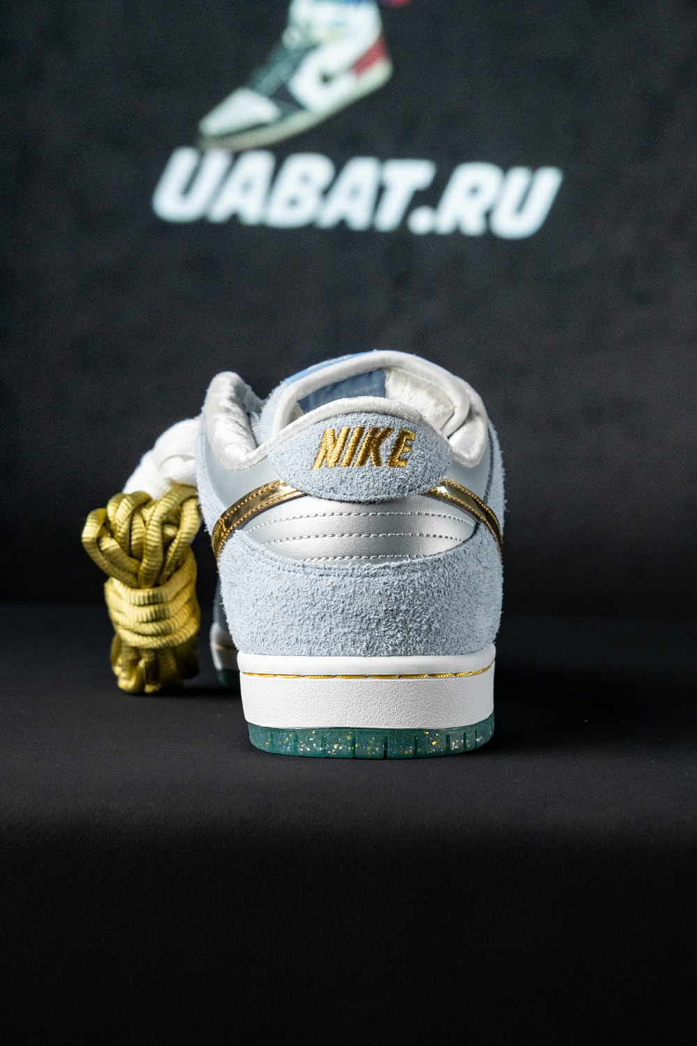 SEAN CLIVER X DUNK LOW SB