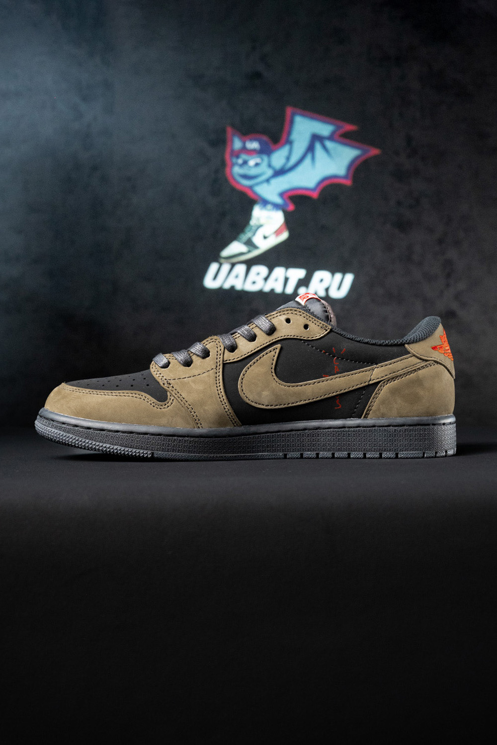 Travis Scott x Air Jordan 1 Low OG “Brown”