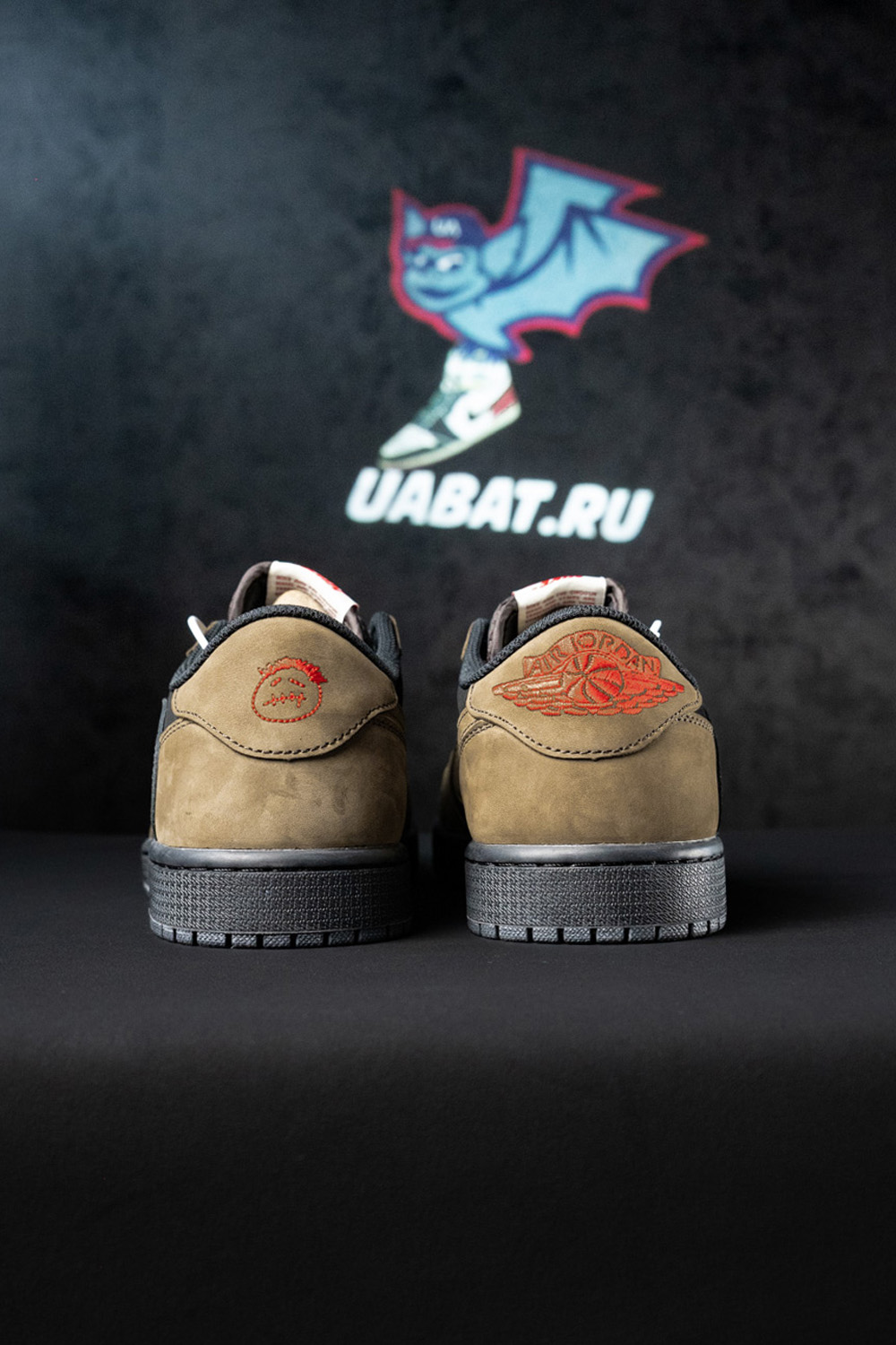 Travis Scott x Air Jordan 1 Low OG “Brown”