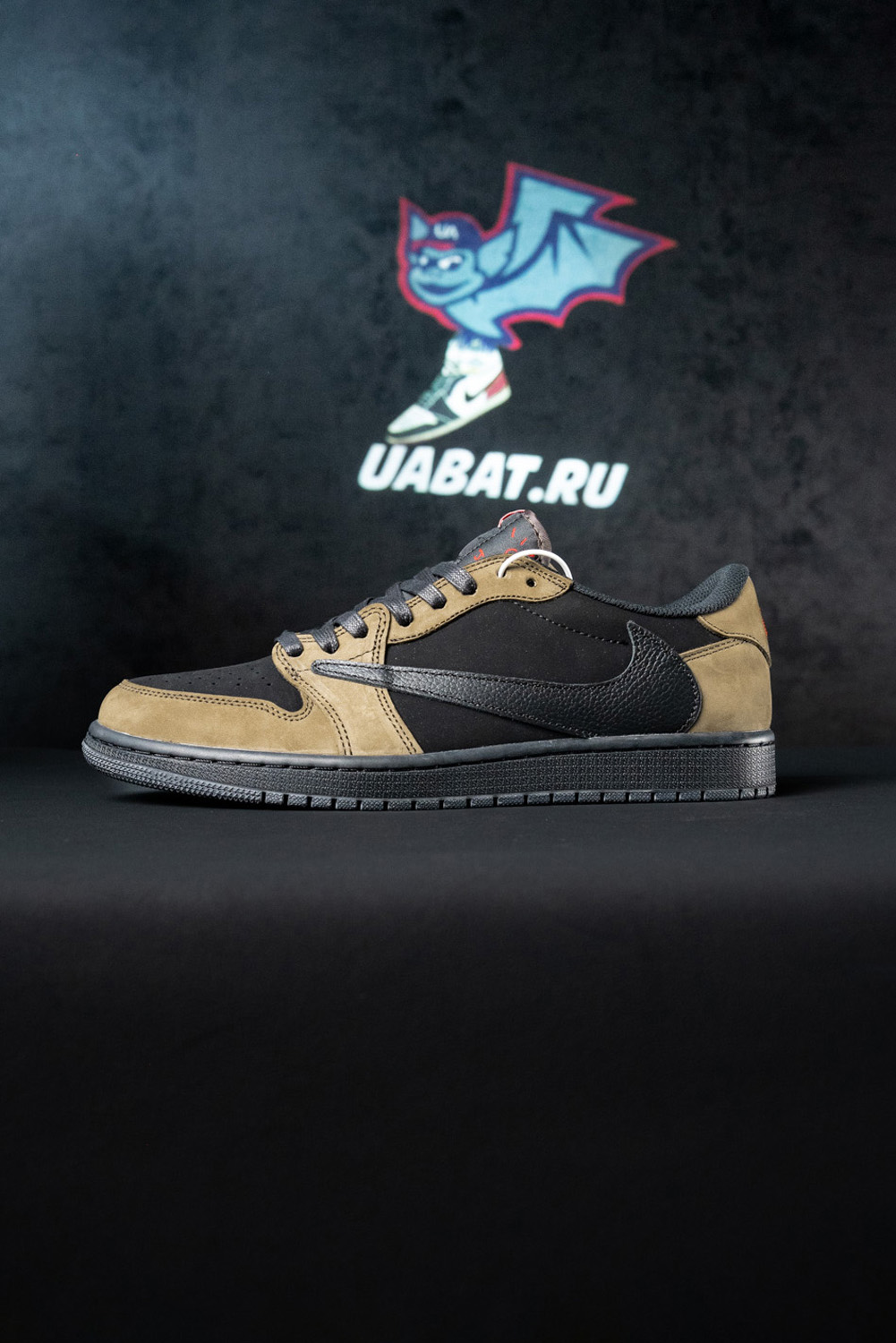 Travis Scott x Air Jordan 1 Low OG “Brown”