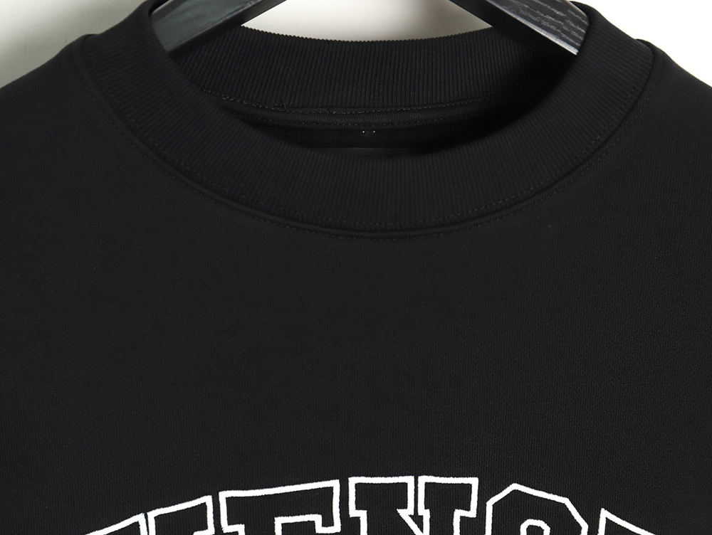 Givenchy Curved English Embroidery Round Neck Sweatshirt