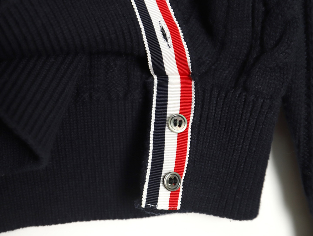 Thom Browne Four-Panel Cable Crewneck Sweater TSK2