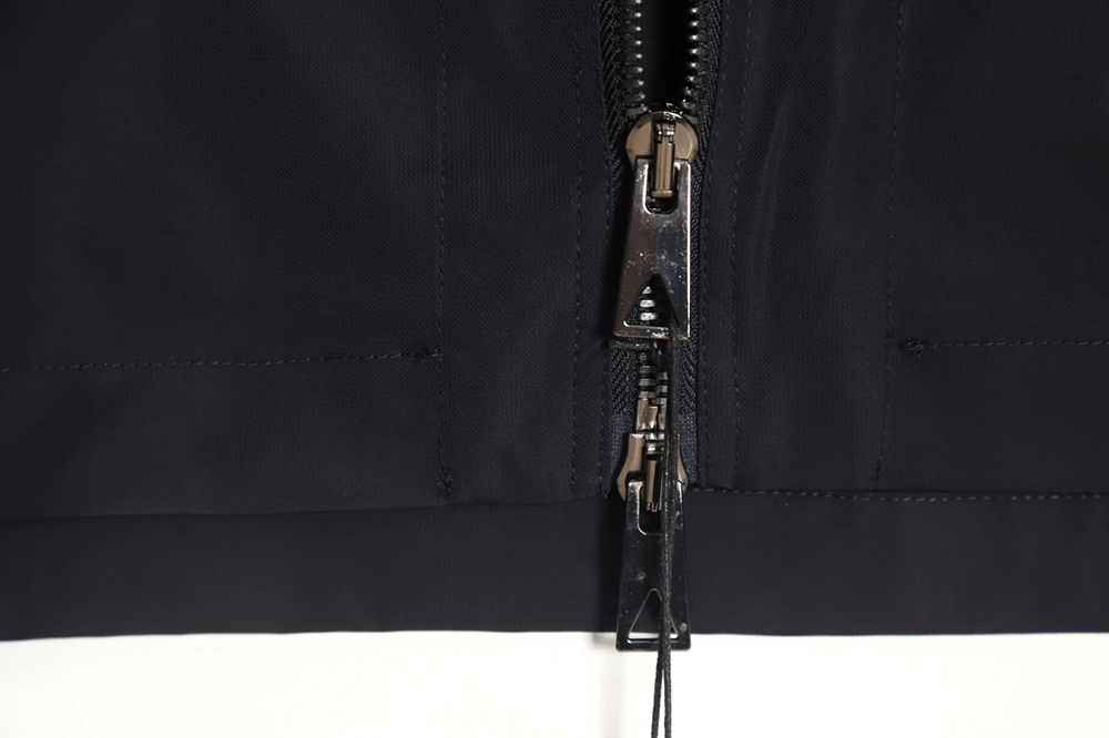 bo*te*ga Ve*ne*ta multifunctional zip-up jacket