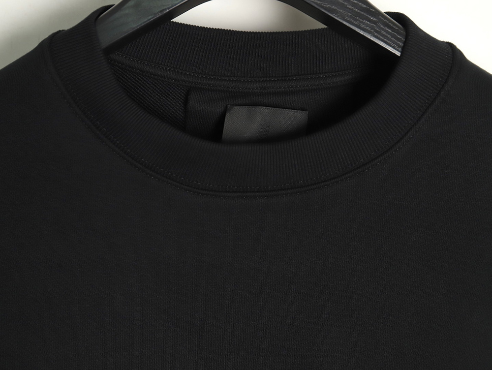 Givenchy round neck sweatshirt with front and back 3D embroidery