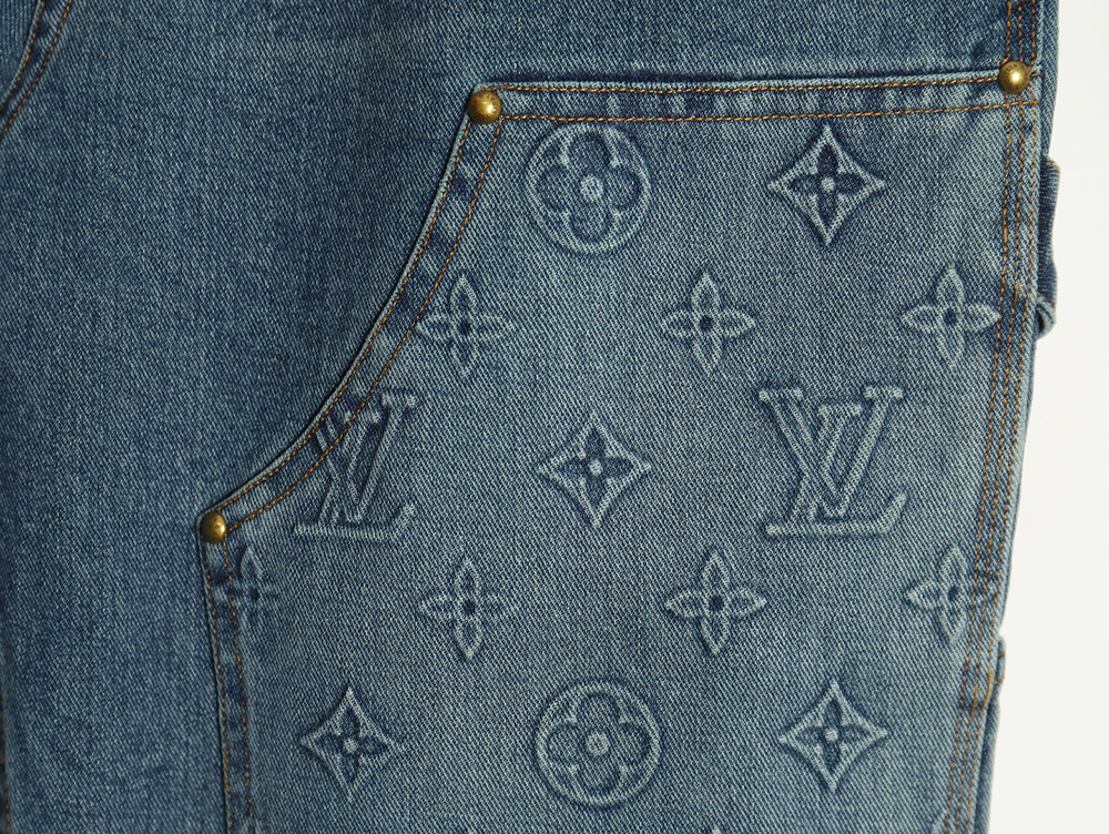 l0*is V*t0n embossed monogram cargo jeans 29-32