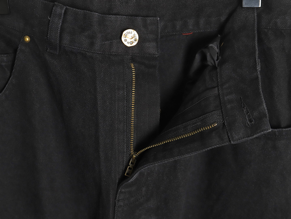 l0*is V*t0n embossed monogram cargo jeans tsk1 29-32