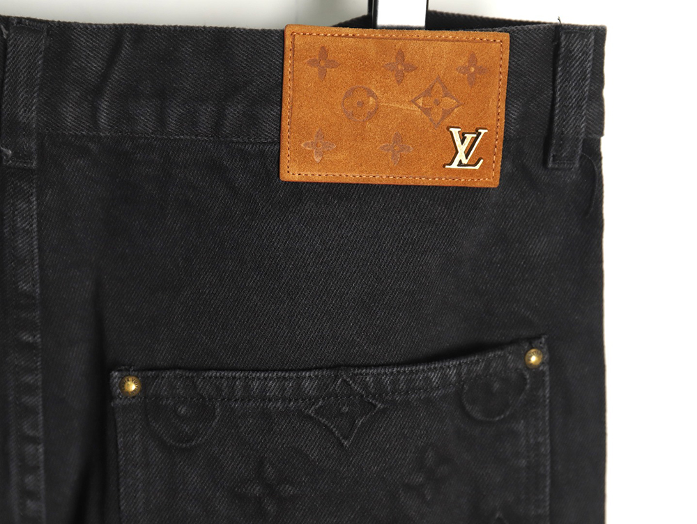 l0*is V*t0n embossed monogram cargo jeans tsk1 29-32