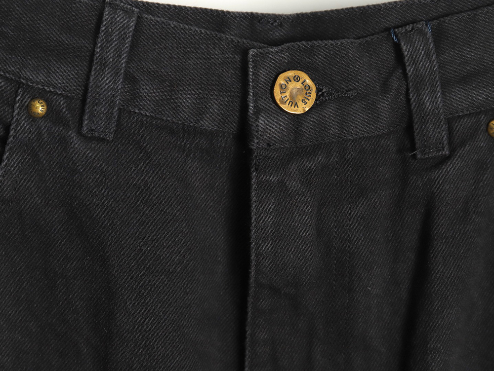 l0*is V*t0n embossed monogram denim shorts s-xl