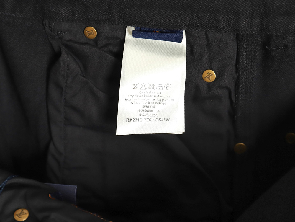 l0*is V*t0n embossed monogram denim shorts s-xl