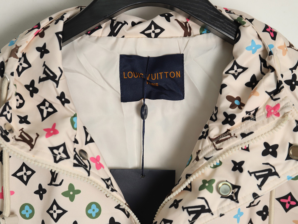 l0*is V*t0n technical windbreaker jacket xs-l