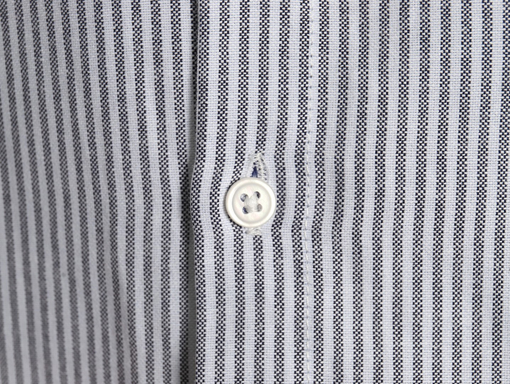 Ami small heart embroidered striped long-sleeved shirt TSK2