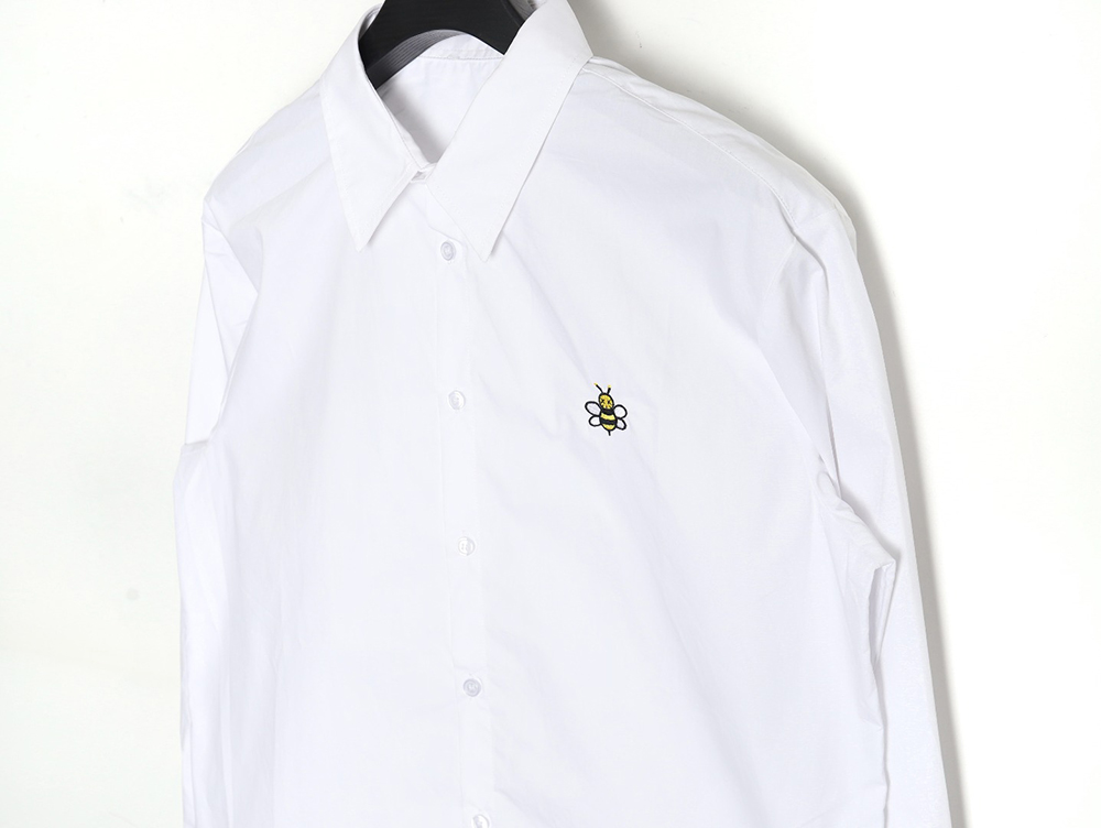 D*or x kaws bee embroidered shirt tsk1
