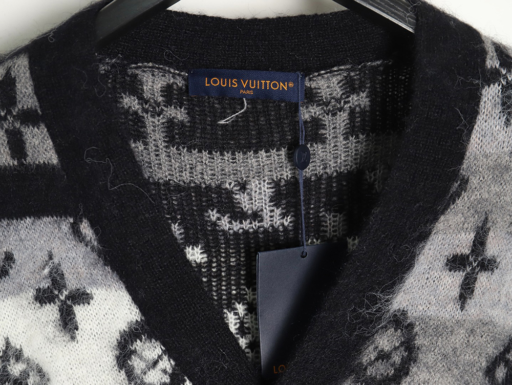 l0*is V*t0n all-over mohair wool cardigan