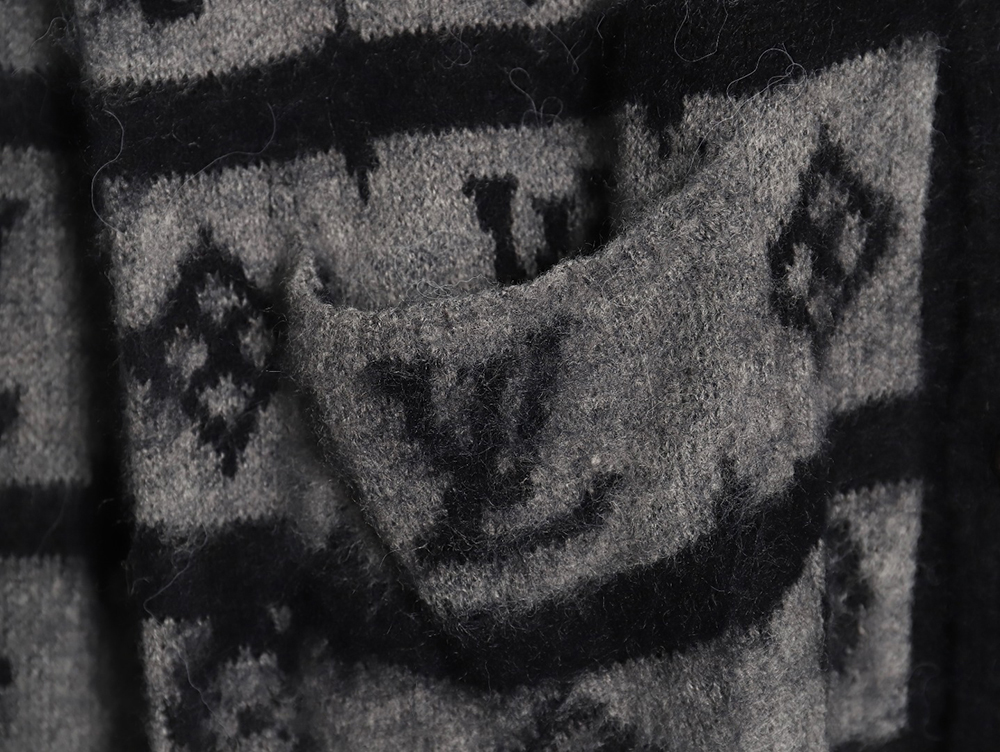 l0*is V*t0n all-over mohair wool cardigan