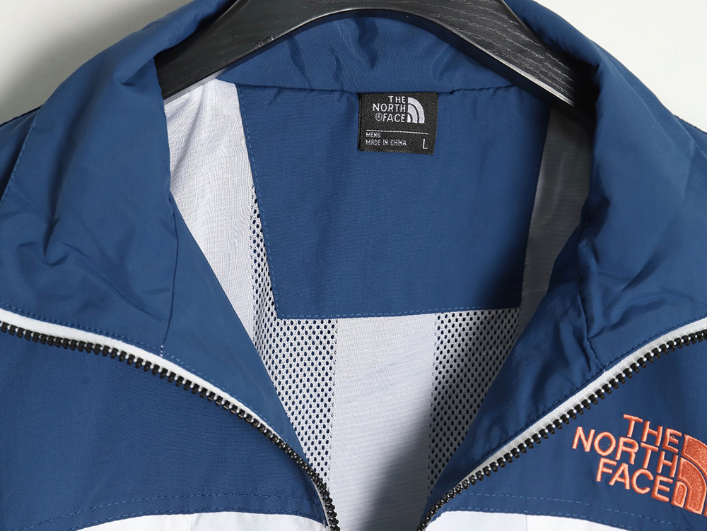 the nor*h F**e colorblock jacket sport coat