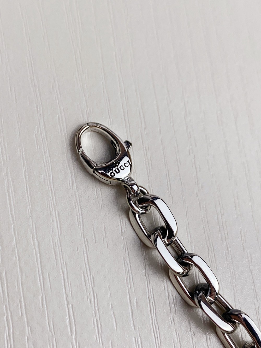 G*u*i bracelet 717588