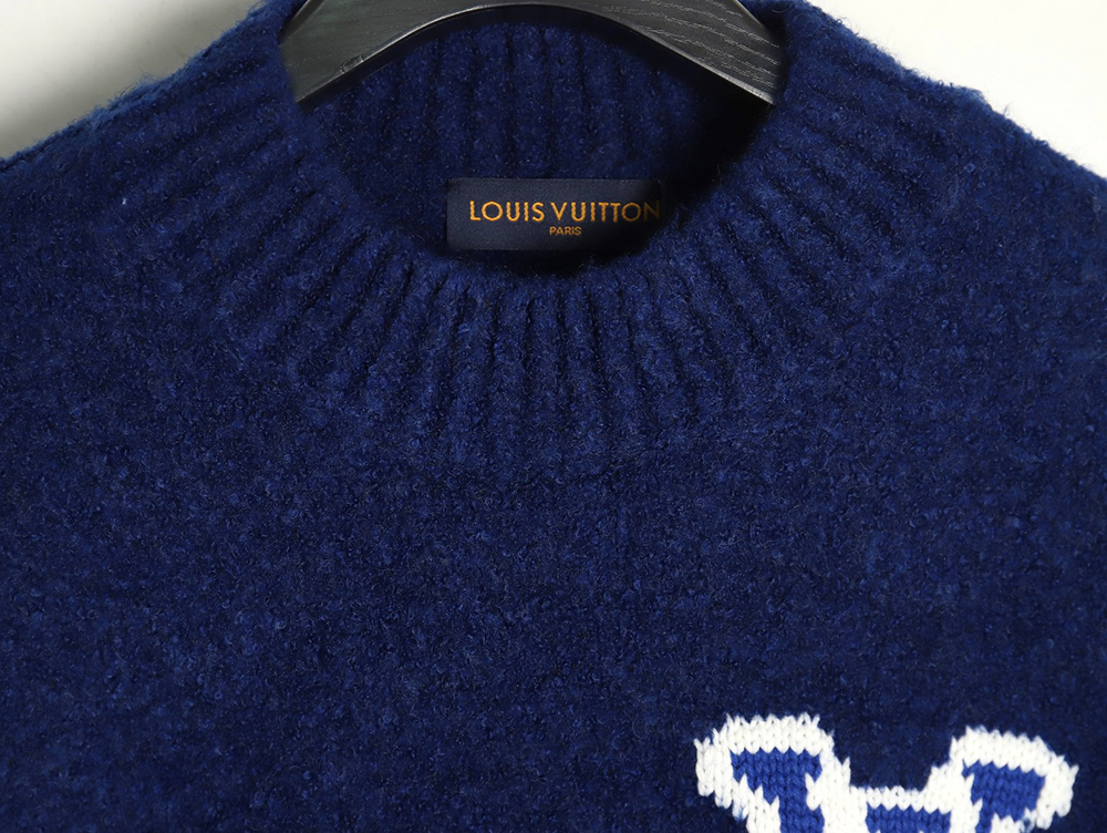 l0*is V*t0n front and back large logo sweater tsk1