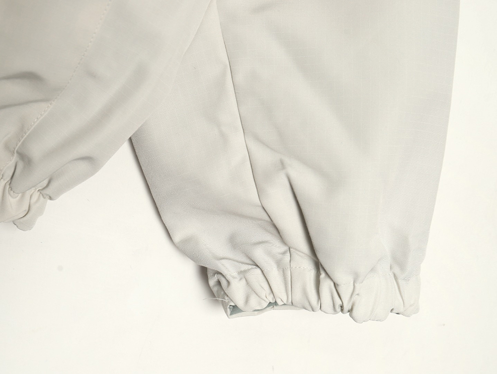 G*u*i red and green web double-sided windbreaker hooded jacket tsk1