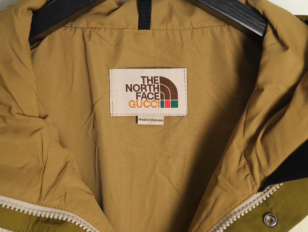 G*u*i x the nor*h f**e joint jacket