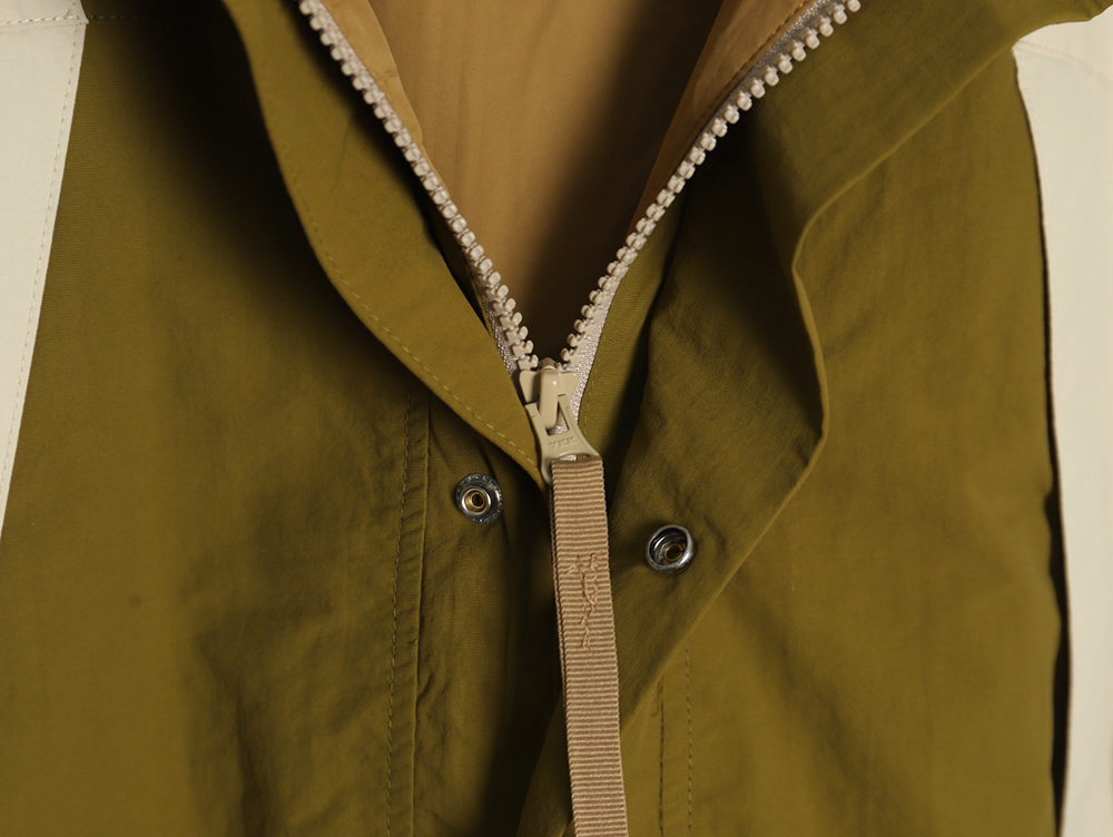 G*u*i x the nor*h f**e joint jacket