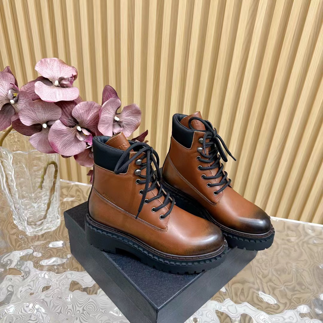 Pra*a leather work boots
