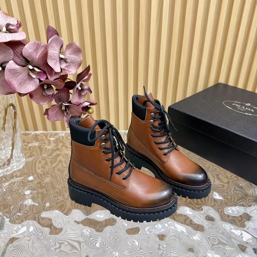 Pra*a leather work boots