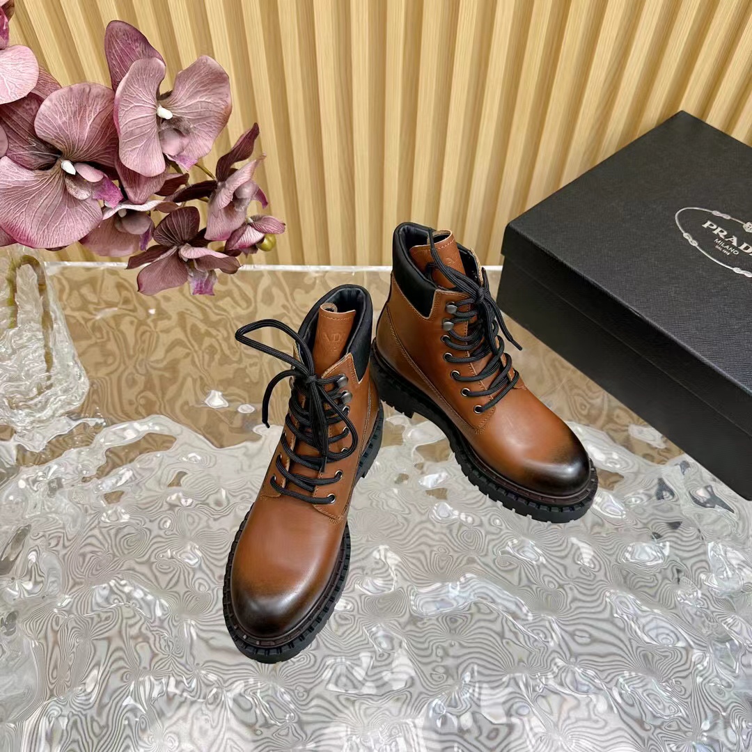 Pra*a leather work boots