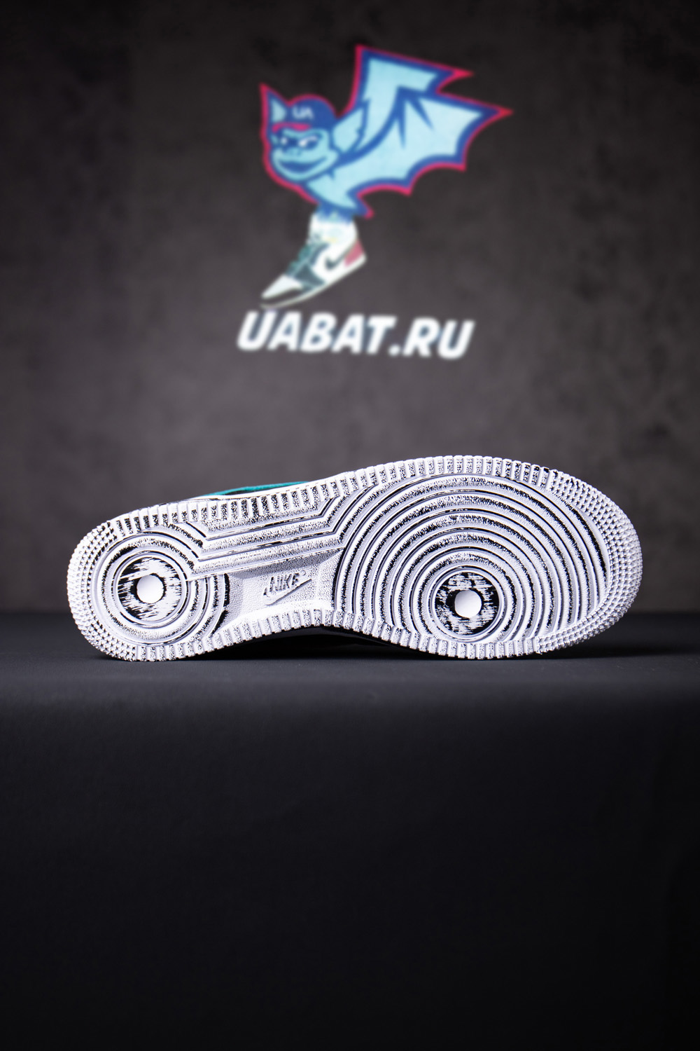 G-Dragon x Air Force 1 