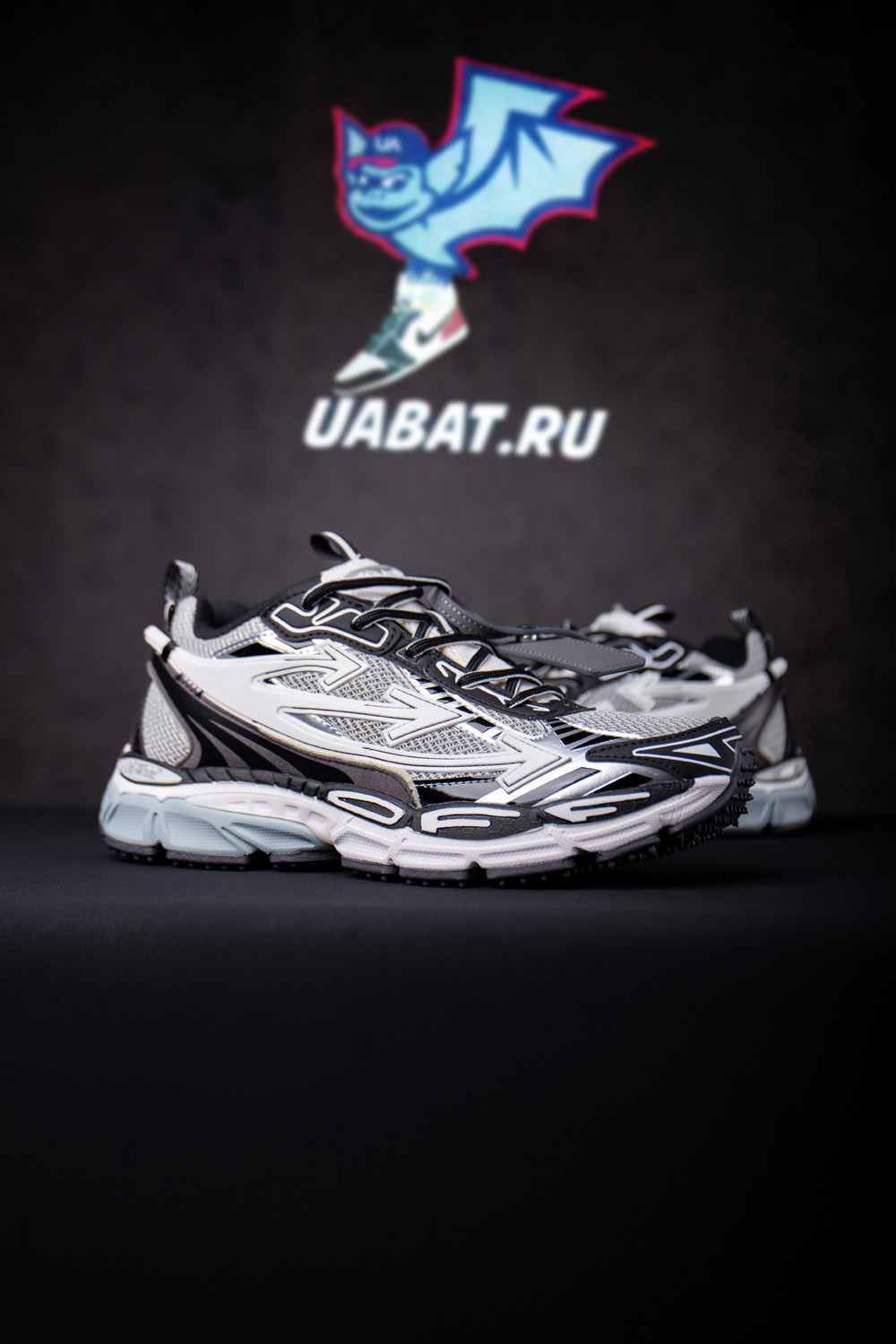 OFF-WHITE Light Grey Black Be Right Back