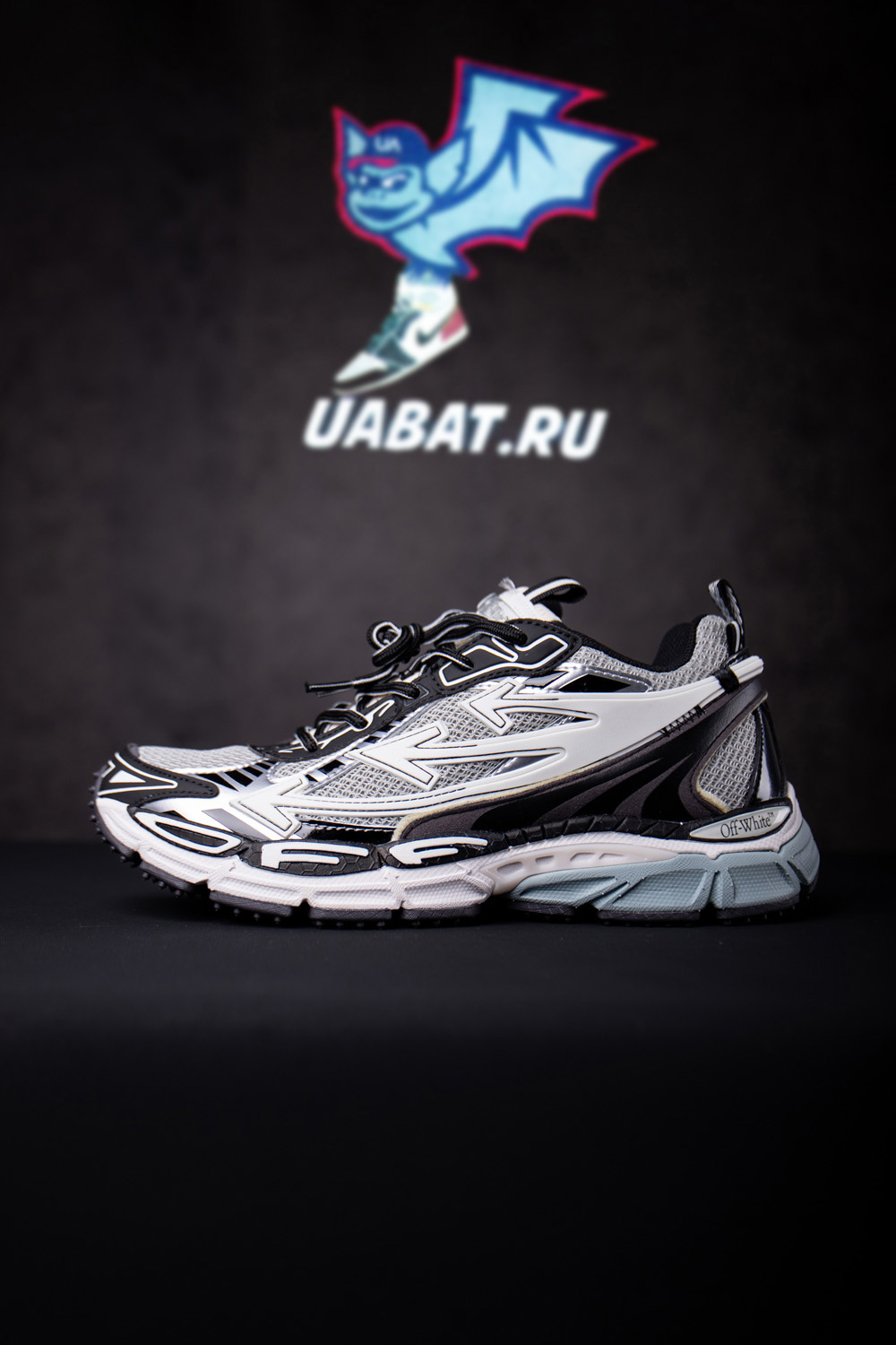 OFF-WHITE Light Grey Black Be Right Back