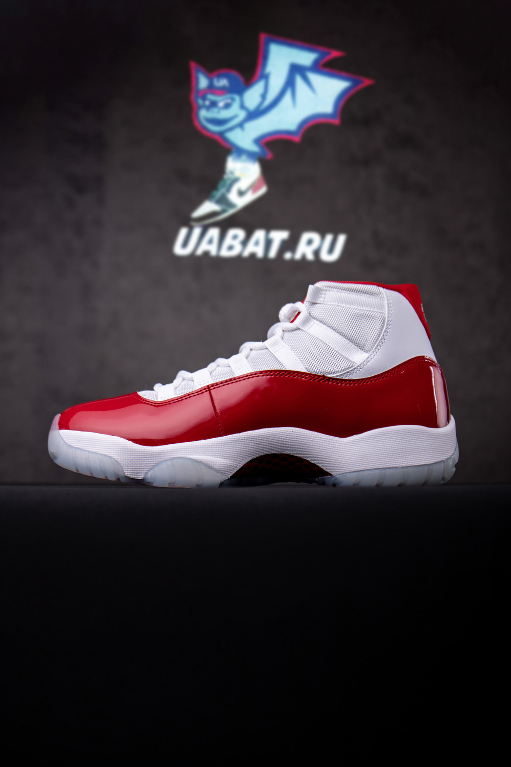 AIR JORDAN 11 "CHERRY"