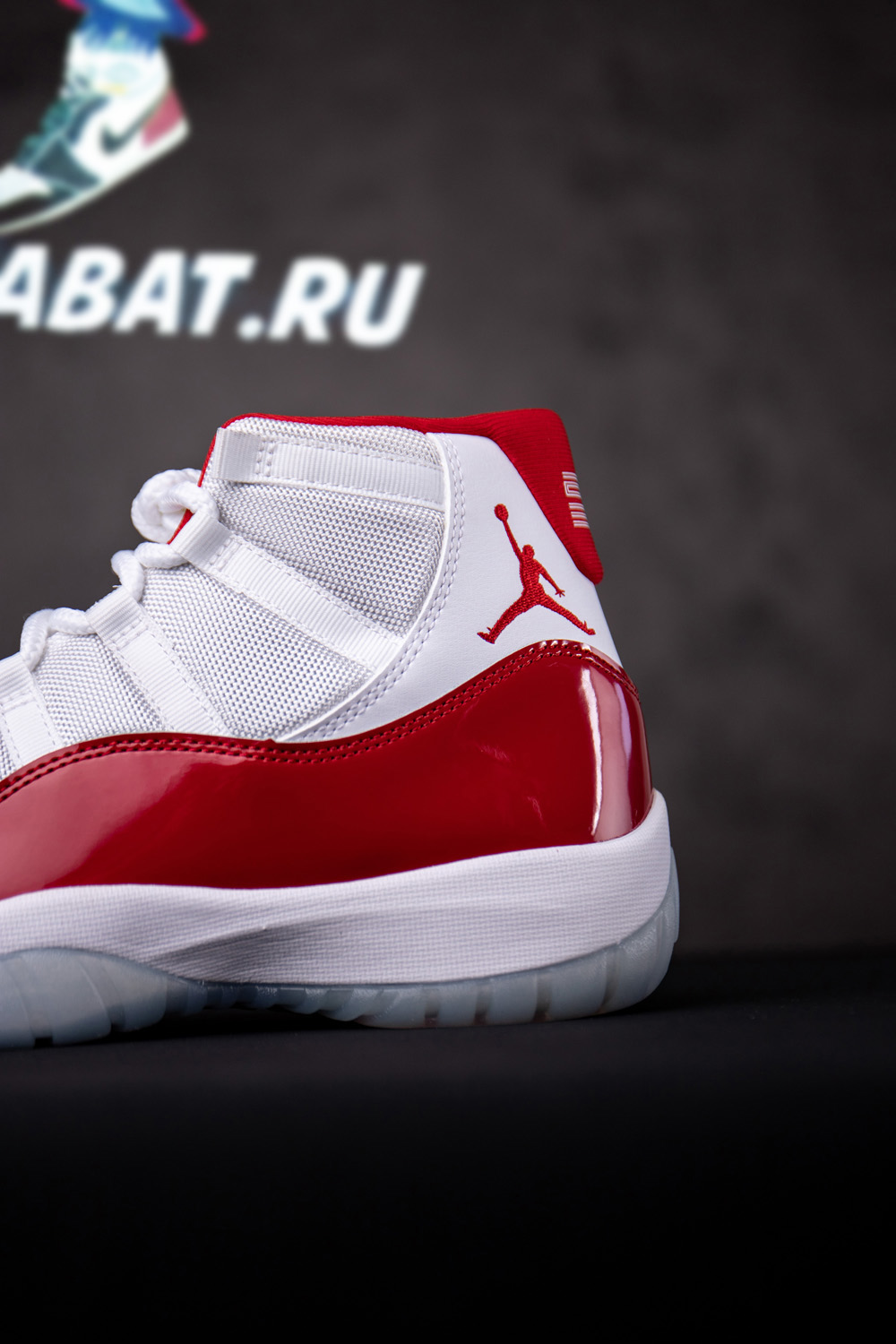 AIR JORDAN 11 "CHERRY"