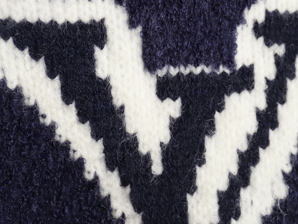 l0*is V*t0n jacquard teddy sweater