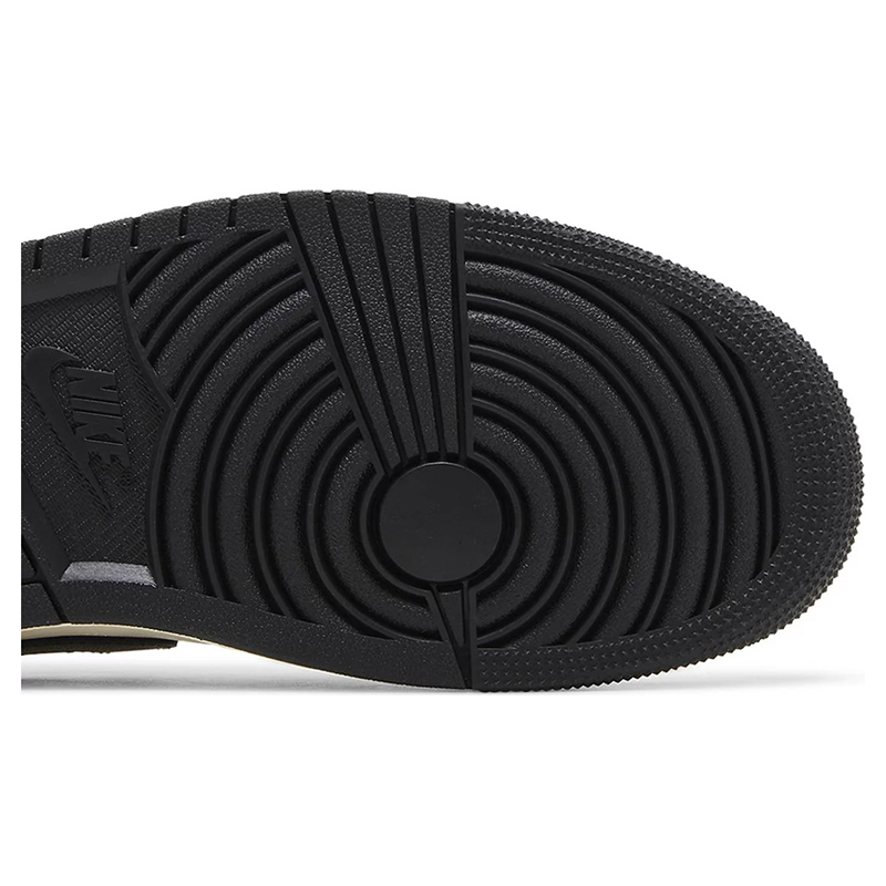 Air Jordan 1 Retro Low OG 