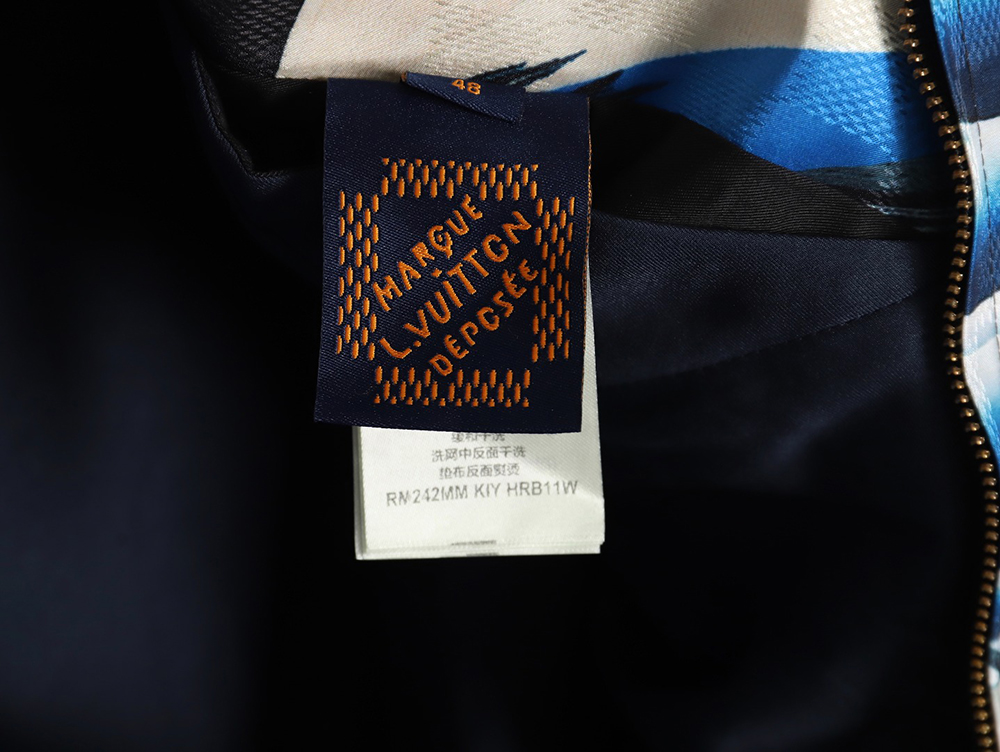 l0*is V*t0n beach night jacket