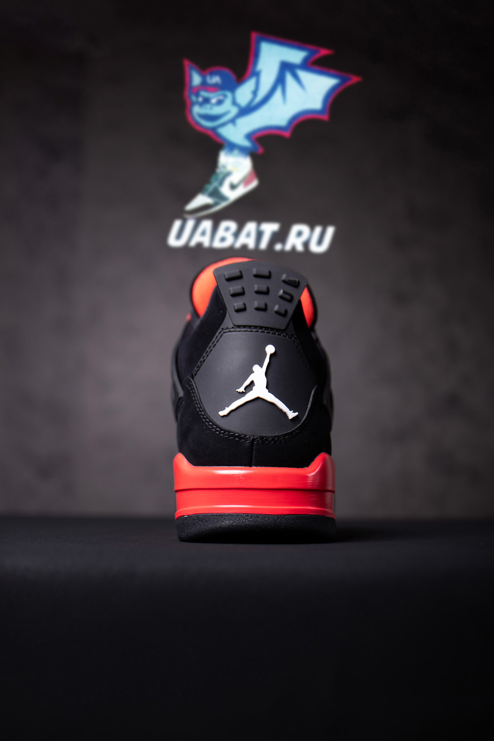 AIR JORDAN 4 RETRO 