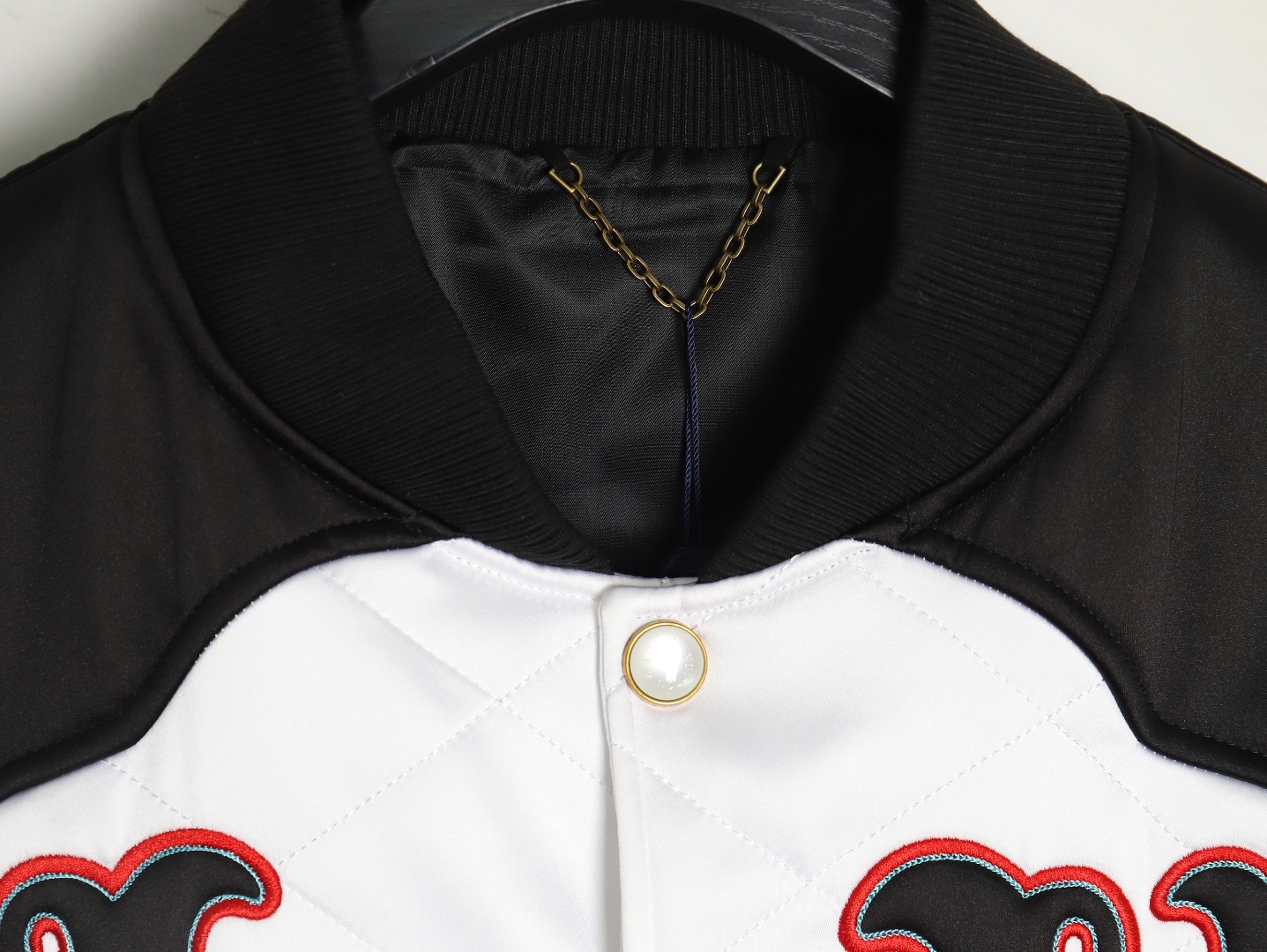 l0*is v*t0n Di*m*nd check baseball jacket