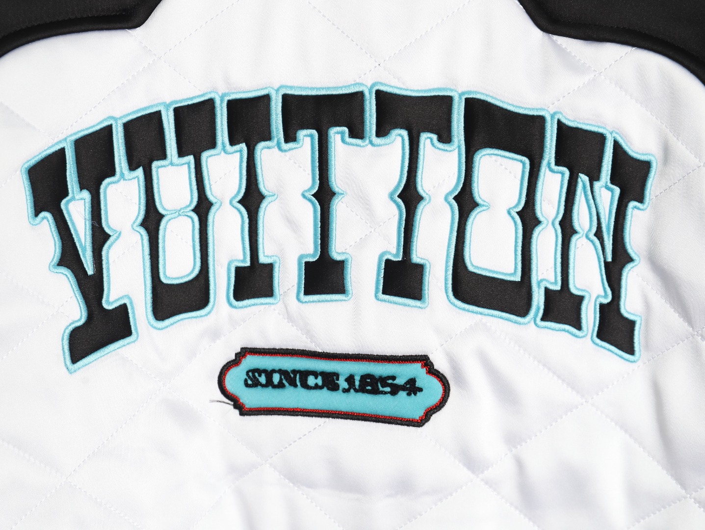 l0*is v*t0n Di*m*nd check baseball jacket