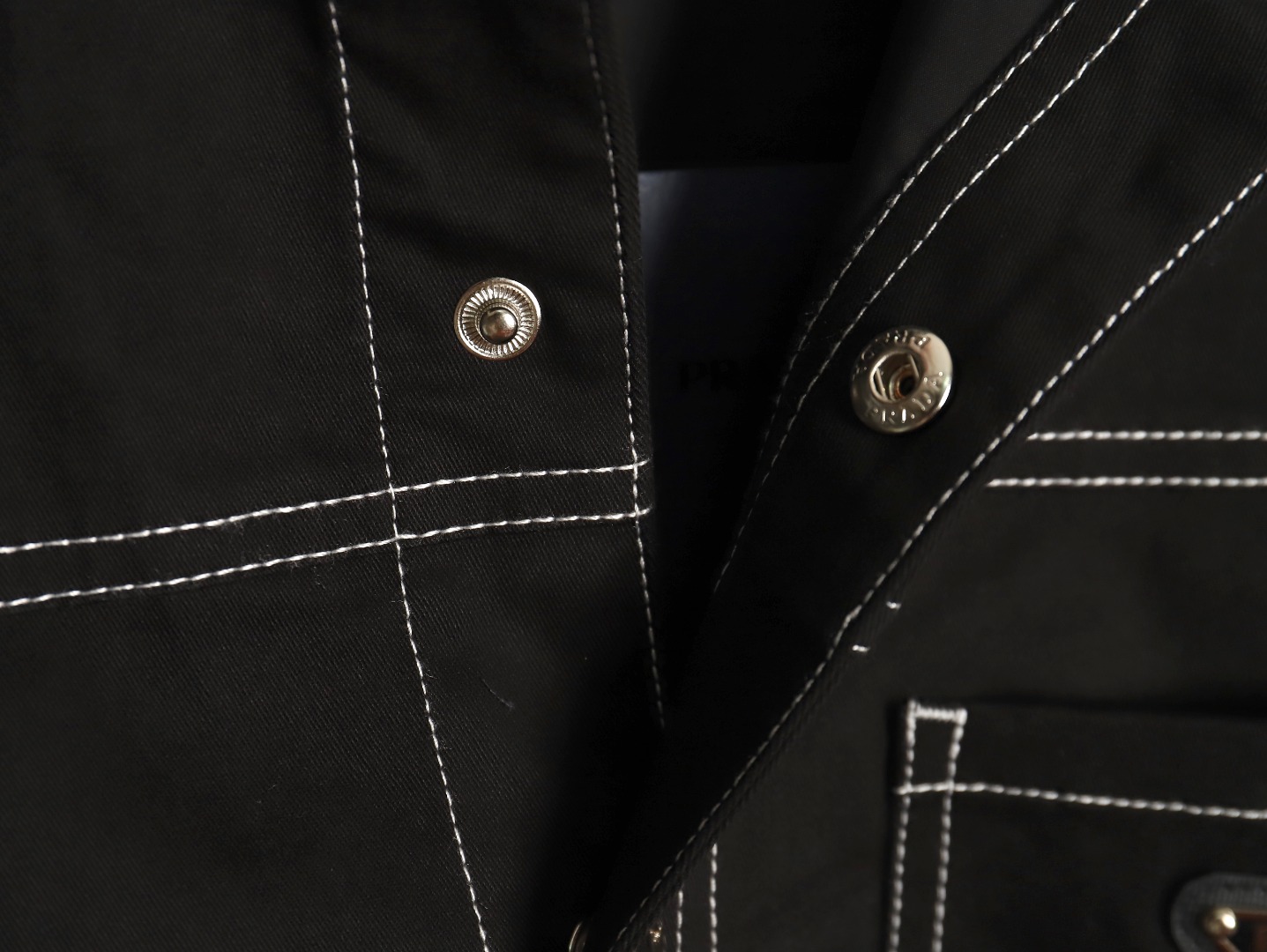 Pra*a triangle logo white line denim jacket