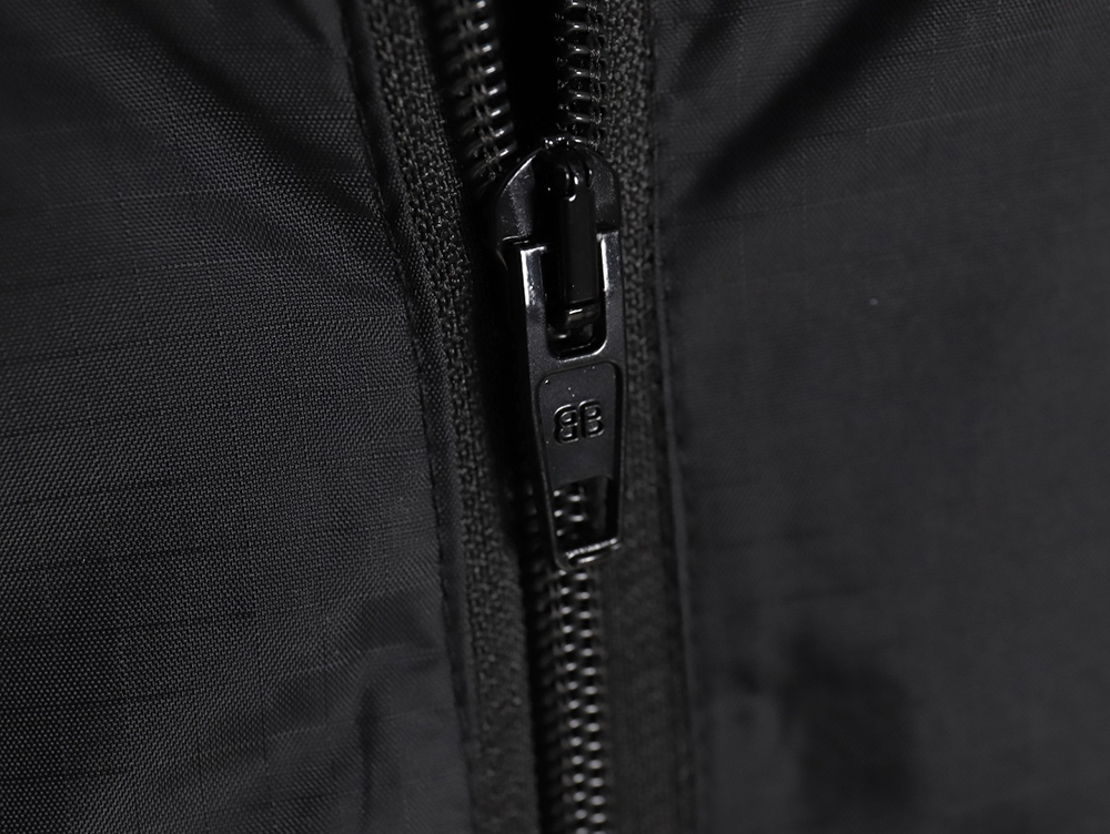 Ba*len*cia*ga half zip hood jacket