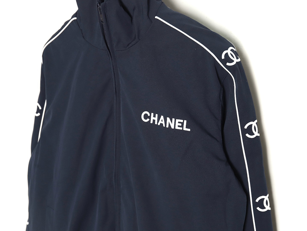 Ch*el embroidered slogan vintage zipper trench coat