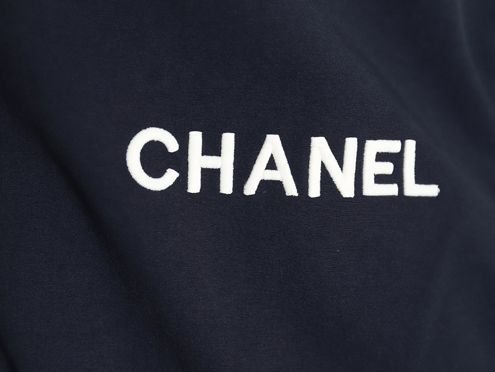 Ch*el embroidered slogan vintage zipper trench coat