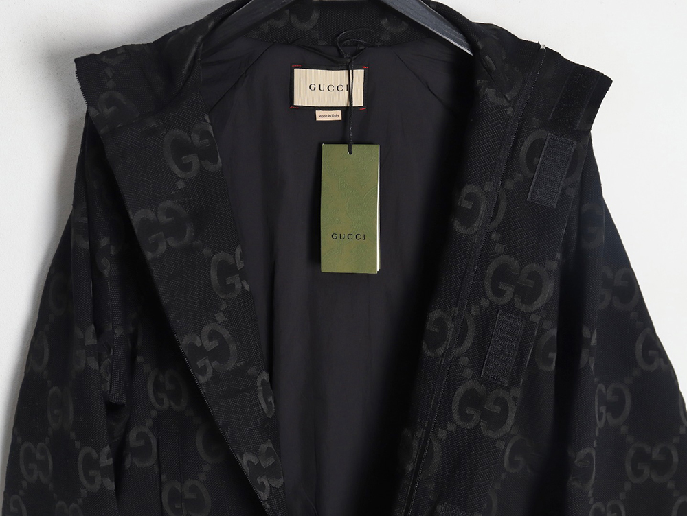 G*u*i double g full print canvas stand collar quilted jacket