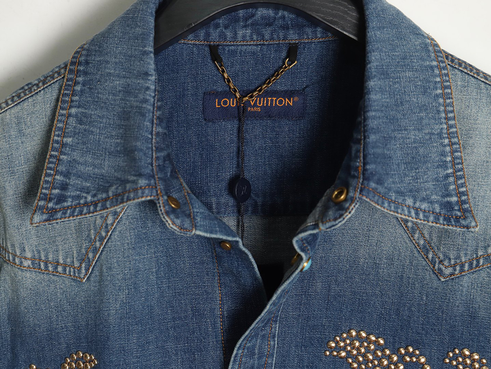l0*is V*t0n rivet lettering denim shirt jacket