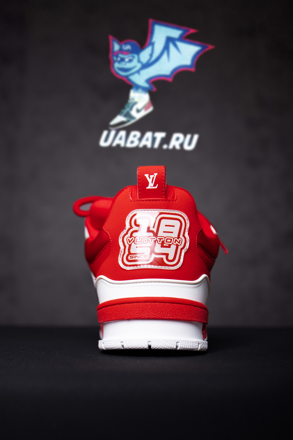 l0*is V*t0n lv skate sneaker red white