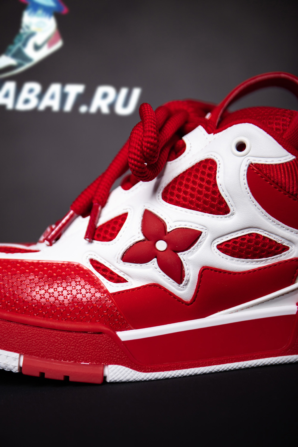 l0*is V*t0n lv skate sneaker red white