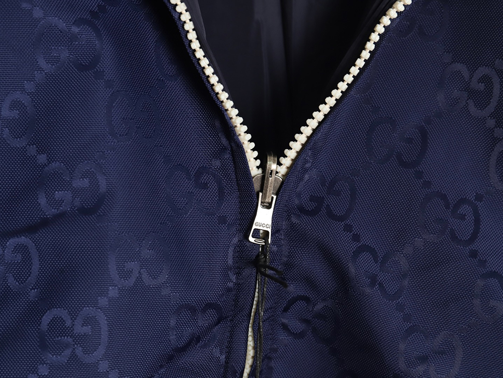 G*u*i all-over double g jacquard reversible quilted jacket