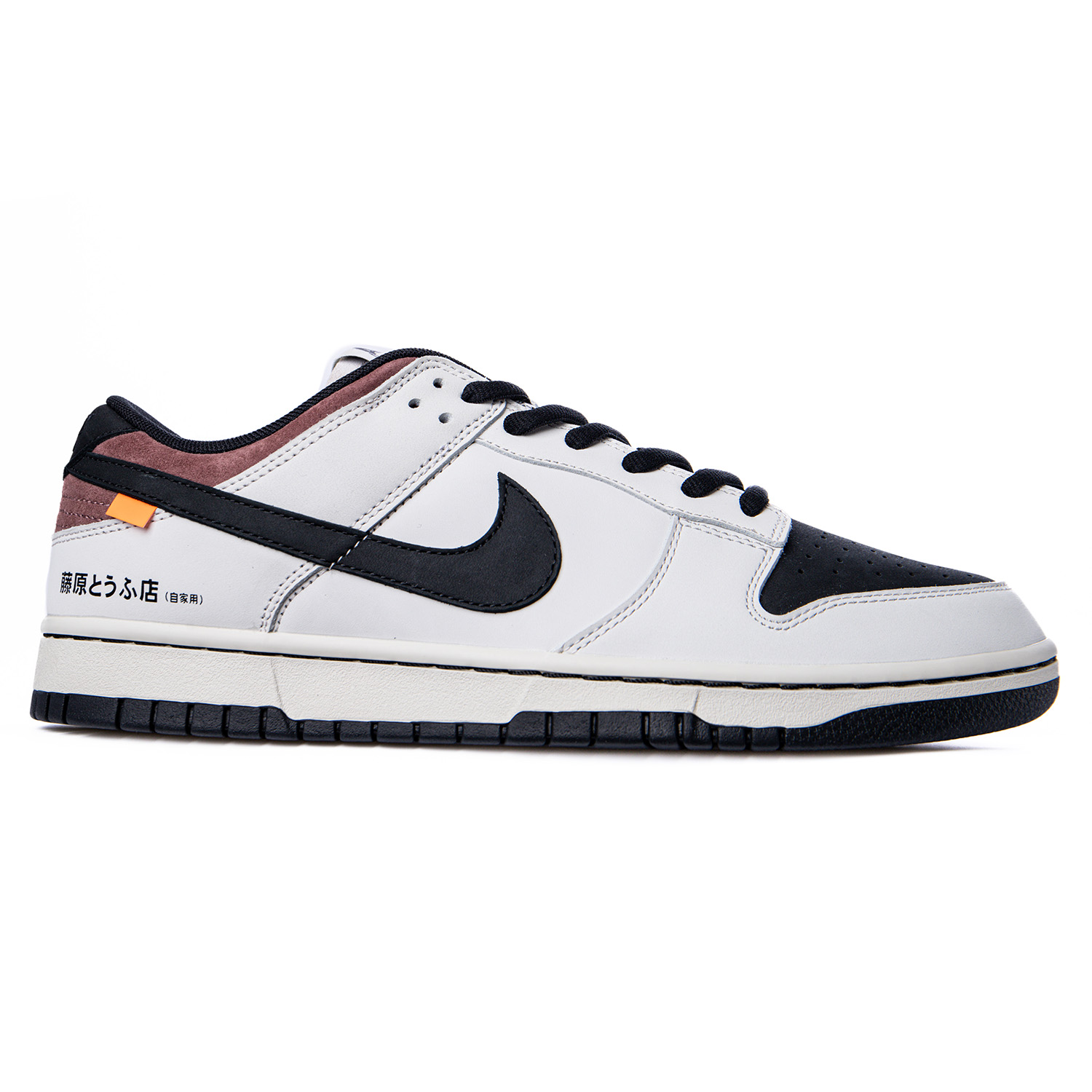 D x Nike SB Dunk LowINITIAL DToyota AE86