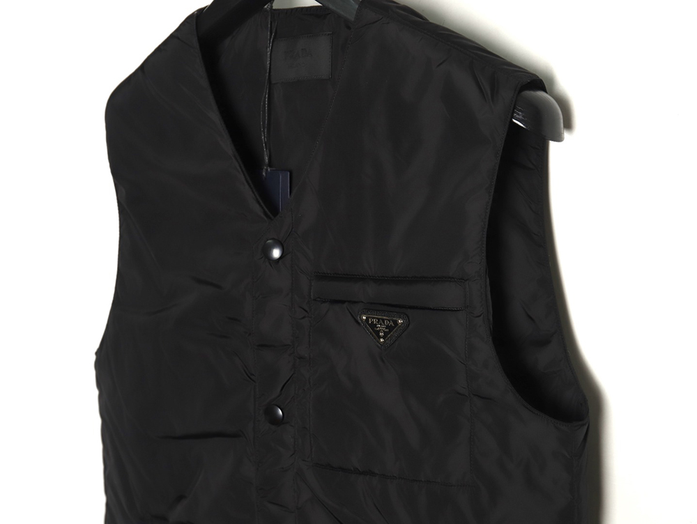Pra*a recycled nylon lightweight padded vest tsk1