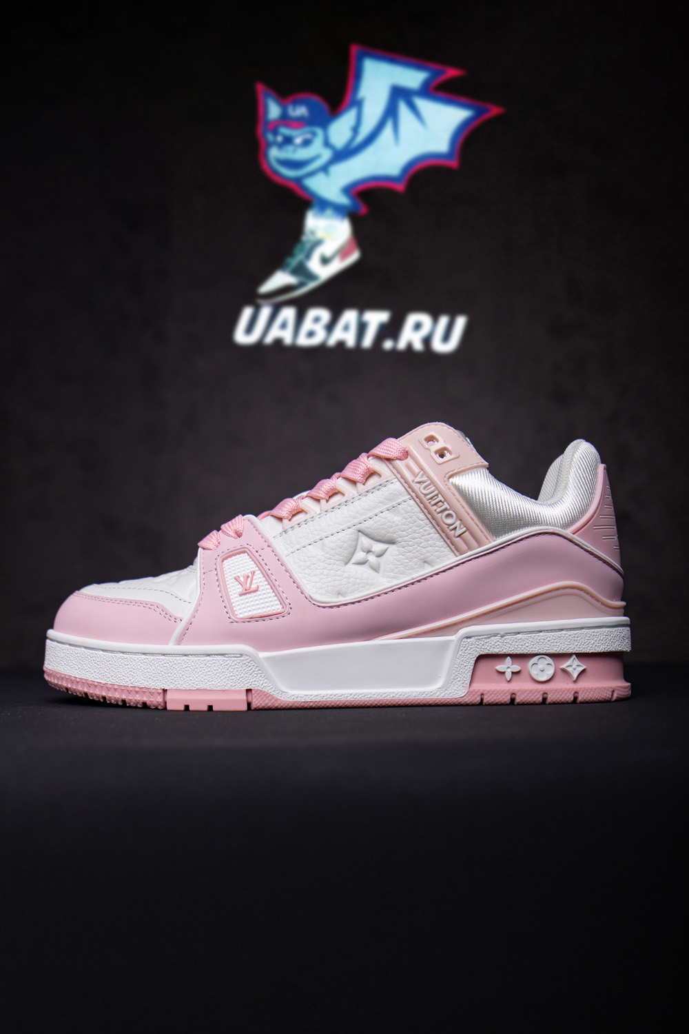 l0*is V*t0n trainer pink rose